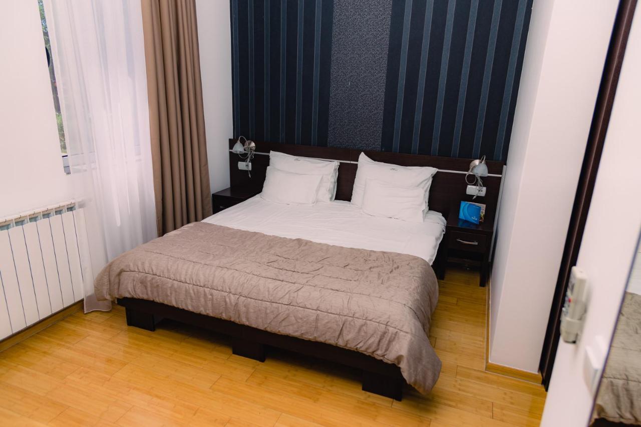 Hotel Novak Zvornik Zewnętrze zdjęcie