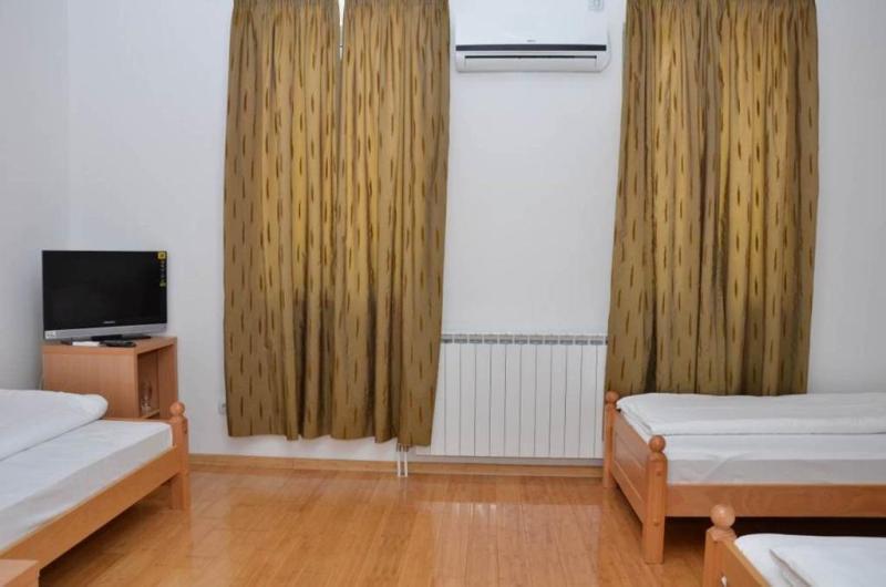 Hotel Novak Zvornik Zewnętrze zdjęcie
