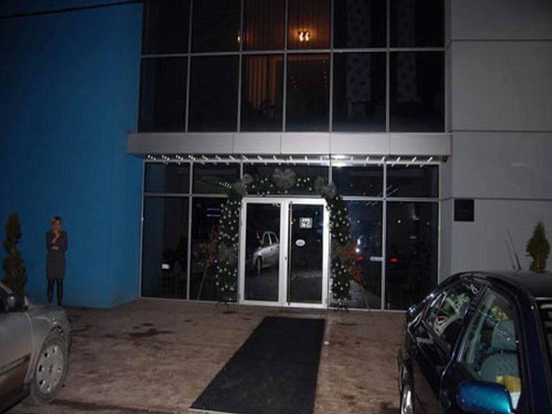 Hotel Novak Zvornik Zewnętrze zdjęcie