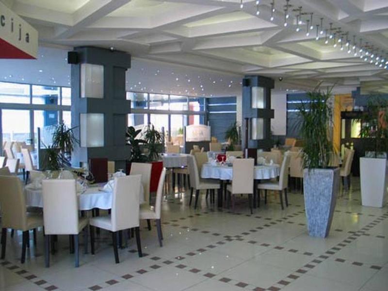 Hotel Novak Zvornik Zewnętrze zdjęcie
